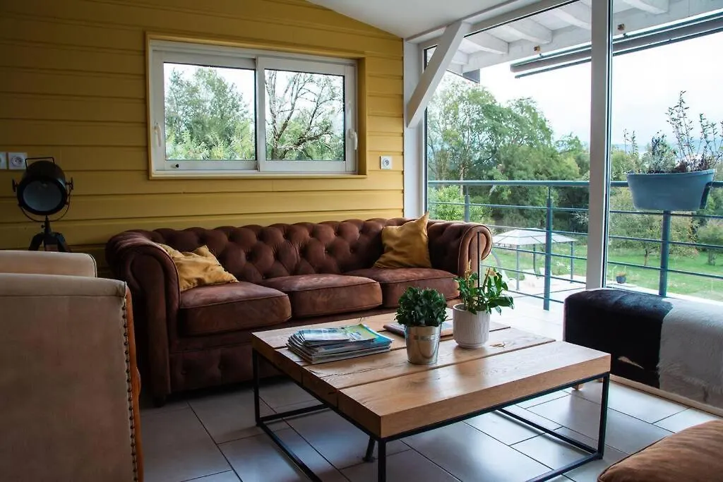 Holiday home Le Rocher De La Baronne : Gite De Charme 6/8 Pers. Parmilieu France